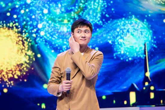 奥运冠军仲满加盟江苏看见你的声音