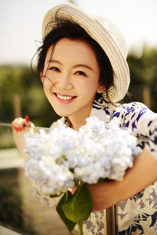 魏新雨新单曲《画颜》唱坚定执着