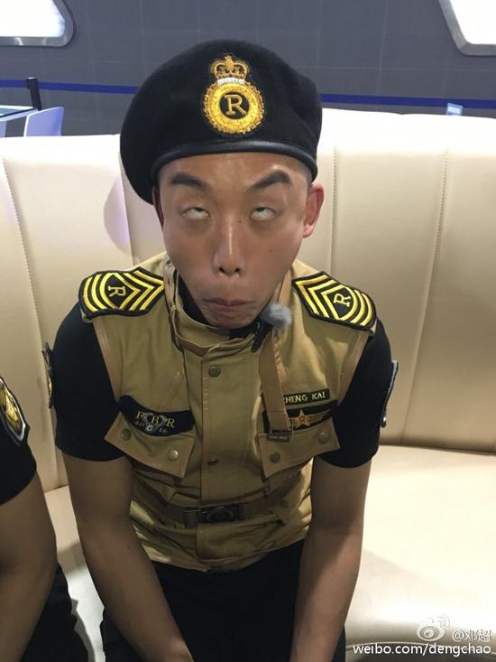 邓超与郑恺陈赫扮鬼脸比丑 网友:你赢了!