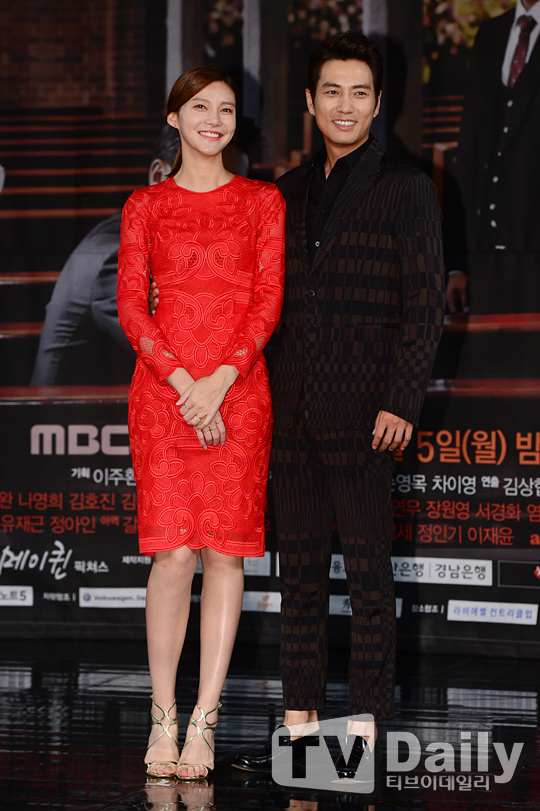 曝韩星朱相昱车艺莲因戏热恋 约打高尔夫