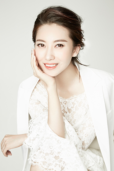 殷旭春季护肤有妙招瓷白美肌养成有术