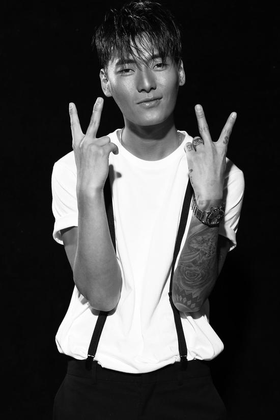 李一哲新曲myhappysong变身阳光boy