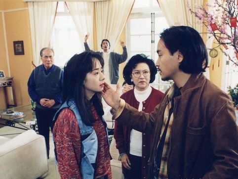 宋仲基宋慧乔等在张国荣面前就成了粉丝