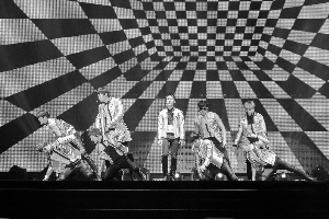 EXO
