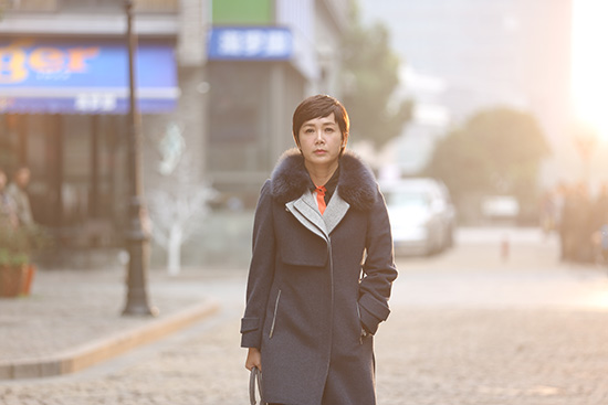 《守婚如玉》热播 蒋雯丽遭遇丈夫背叛