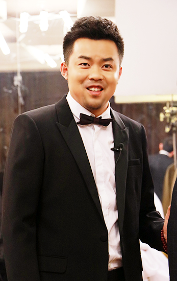 崔志佳谈喜剧人哽咽首轮出局仍感激