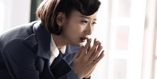 郭珍霓饰戴佩秋