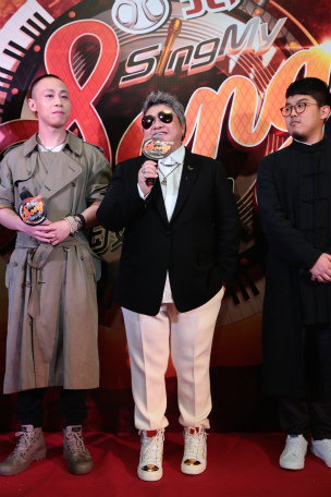 韩红任《好歌曲》学员音乐总监