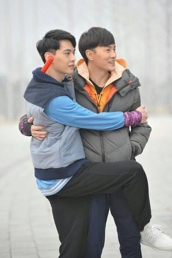 唐晓天变郑元畅“迷弟”