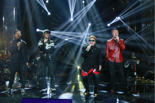 韩红重回歌手舞台