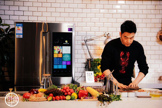 林依轮美食节目全新升级 展美食约会