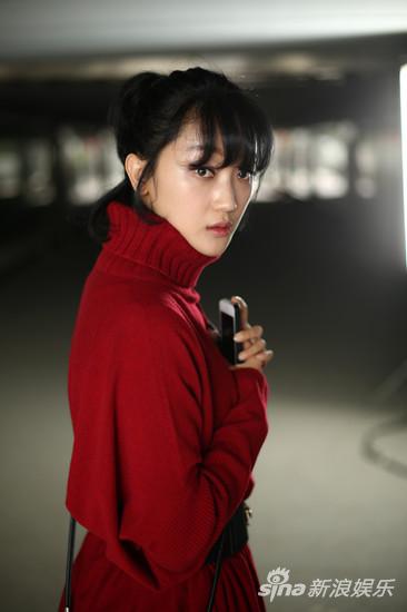 张瑶成“硬妹”武力值全开 获封守婚狂魔|苗苗|张瑶|新剧_新浪娱乐_新浪网
