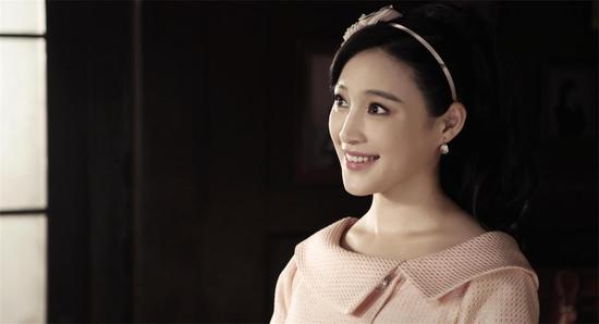 甘婷婷饰吕燕婷