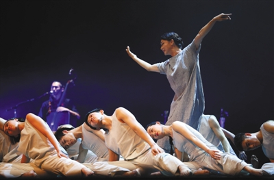 在金星的生命中，“我选择了舞台，舞蹈选择了我”。