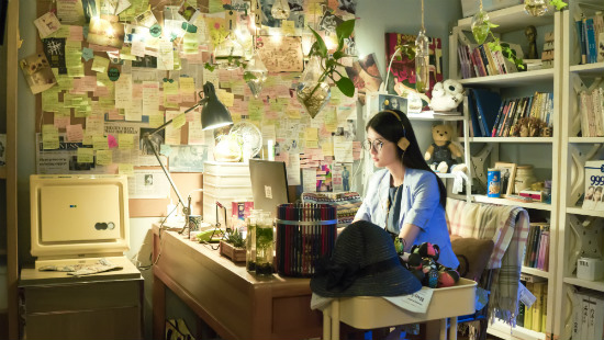 《欢乐颂》乔欣深夜加班