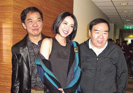 黄光亮(左起),陈炜及郑则仕