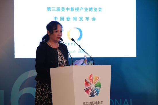 美中影视产业博览会创办人佐虹女士致辞