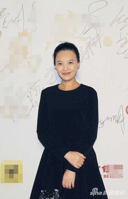 昨日(4月26日),演员李煜亮相某活动现场,并受邀参加红毯show