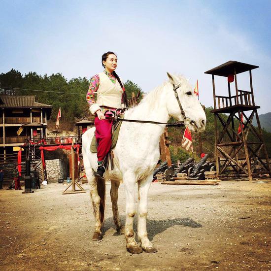 《我的绝地反击》董维嘉演绎双枪女悍匪