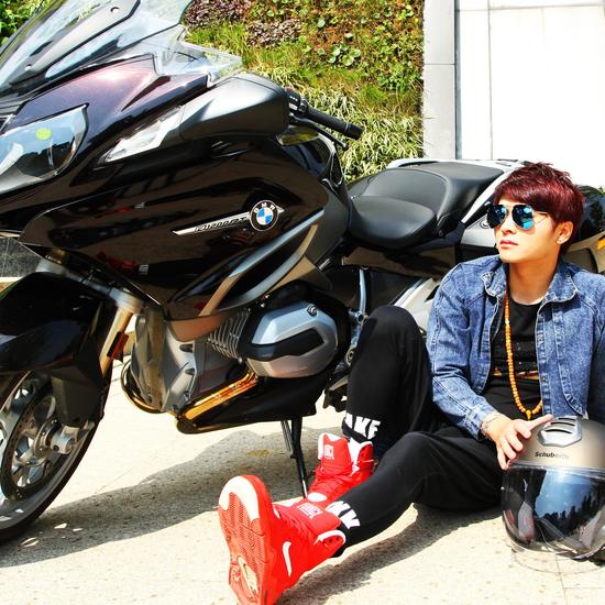 张远喆新歌上线 唱出婚姻快乐甜蜜