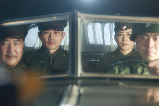 任帅《父亲的身份》饰演何群