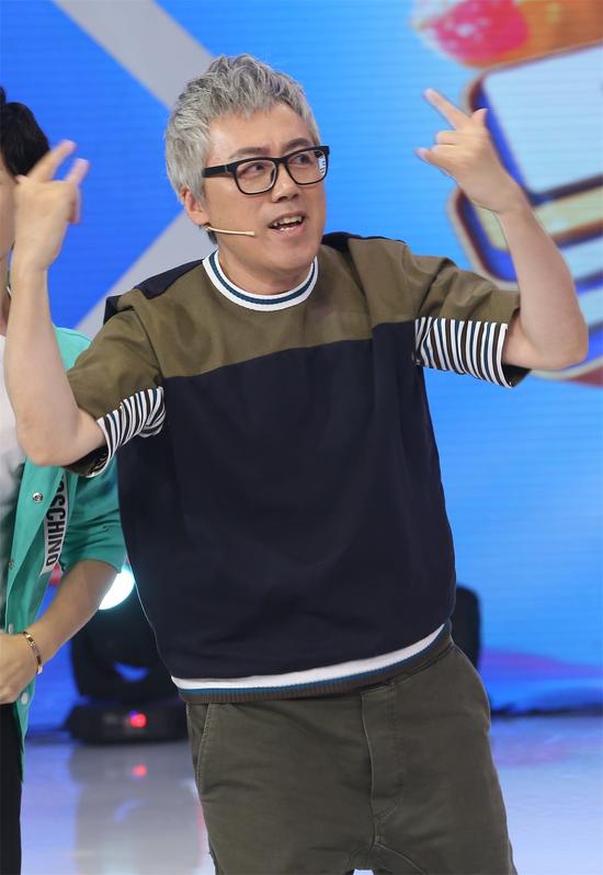 星期天张宇变搞笑厨神弄懵华晨宇