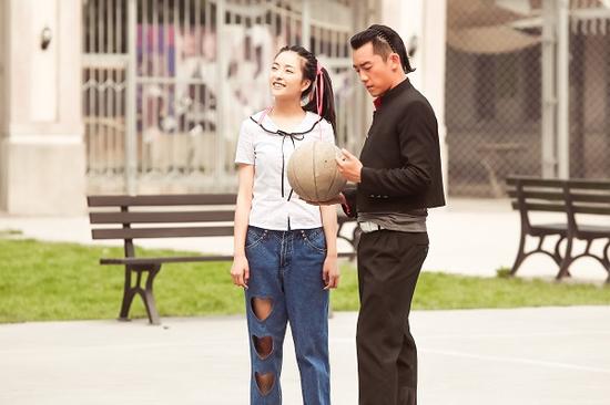 《那年青春》种丹妮郑恺演绎青春虐恋