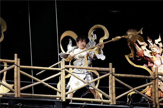 黄渤当群演自带“影帝光环”