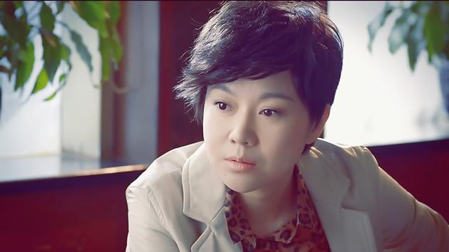 闫妮《爱的追踪》转型 爷们儿潜能爆发