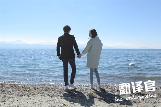 杨幂黄轩背影（牵手）