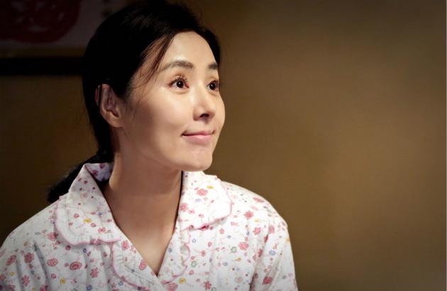 姜宏波搭档冯巩演绎九十年代淳朴爱情