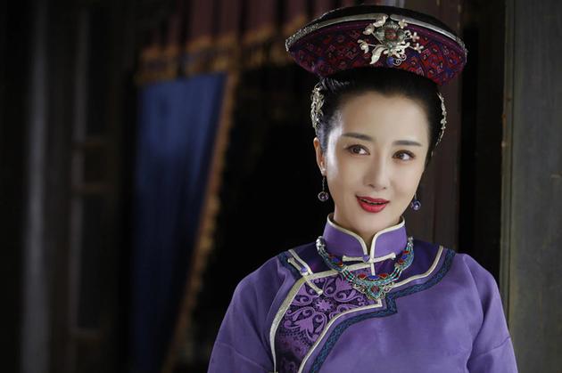 《客家风云》杀青 李依晓化身傲骨贤妻