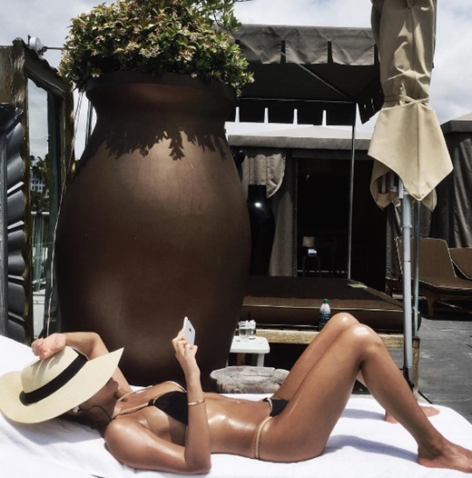 40岁韩星金俊熙身材惊人 