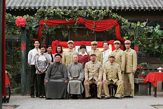 黄志忠《金水桥边》大合影