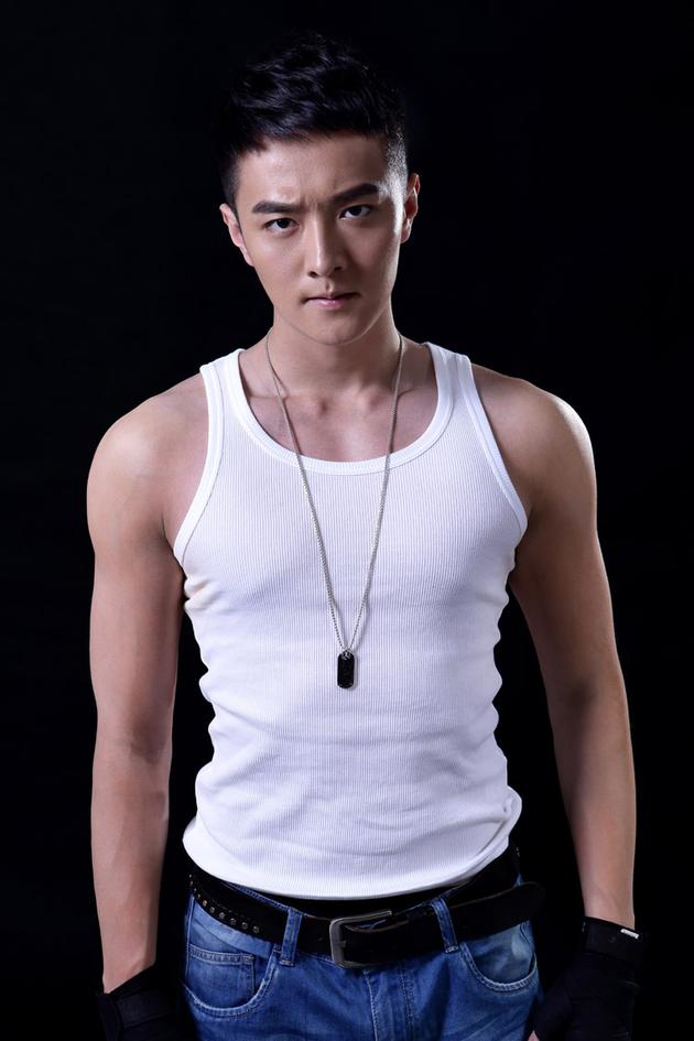 《爱的追踪》热播 初俊辰职场菜鸟惨遭虐