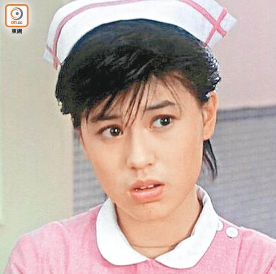 罗明珠曾伙拍张国荣拍摄《为你钟情》，饰演巴辣护士的她十分娇俏。