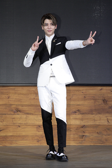 Bii毕书尽强势回归发行新专辑《I'M Bii TO THE DOUBLE i》