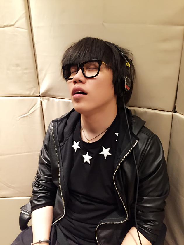 李琦高强度录音