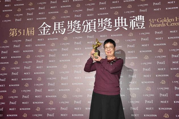 金马51以呕心沥血的《黄金时代》获奖时，在台上那番感言：“我本来想作一个为艺术牺牲的人，结果却得了奖。”