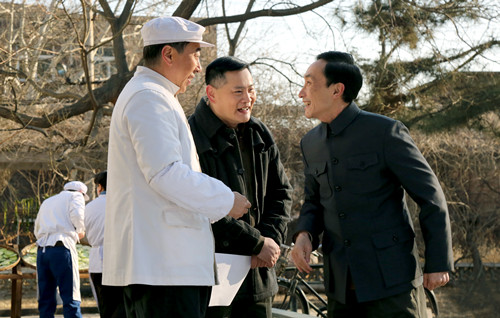 冯巩《生活有点甜》冯巩《生活有点甜》工段长新浪娱乐讯 由天津电视