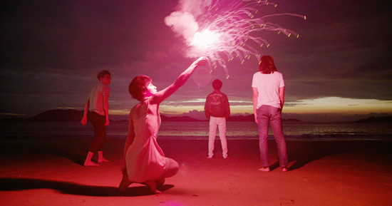 《时间之间》封面图