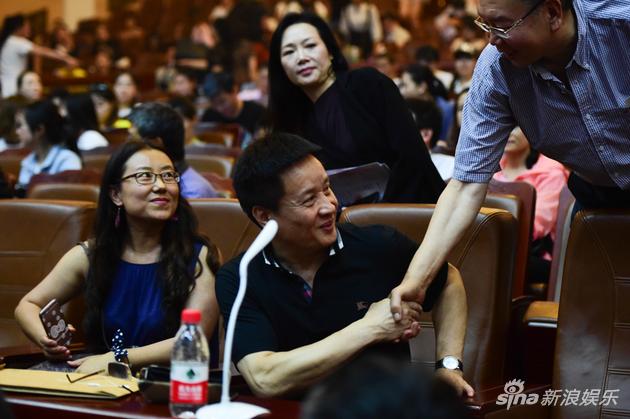 阎维文现身