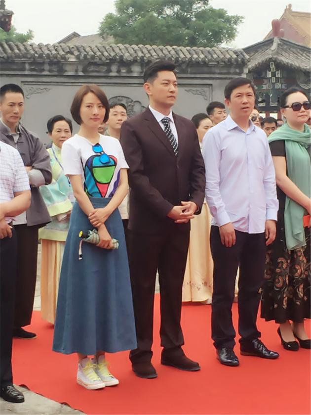 王靖云、张洪睿