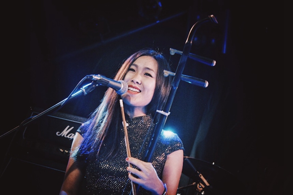 西游乐队民乐手张晓