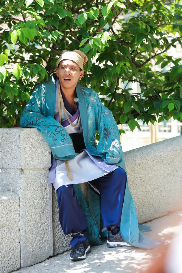 全员2宋小宝独得猎人恩宠练就独家伪装术