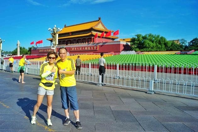 许飞和父亲合影