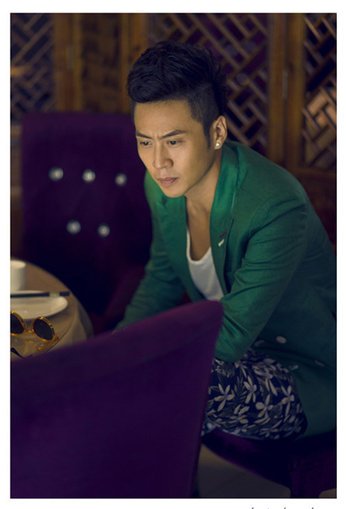 李昊臻李昊臻《功夫婆媳》剧照李昊臻《功夫婆媳》饰演任小丁新浪娱乐