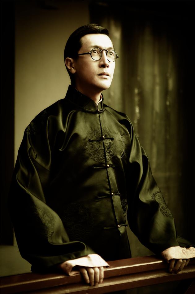 《东方战场》张鲁一饰演溥仪自带气场