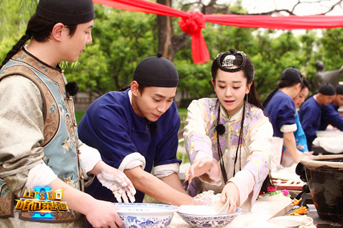 海陆《穿越吧》笑料百出