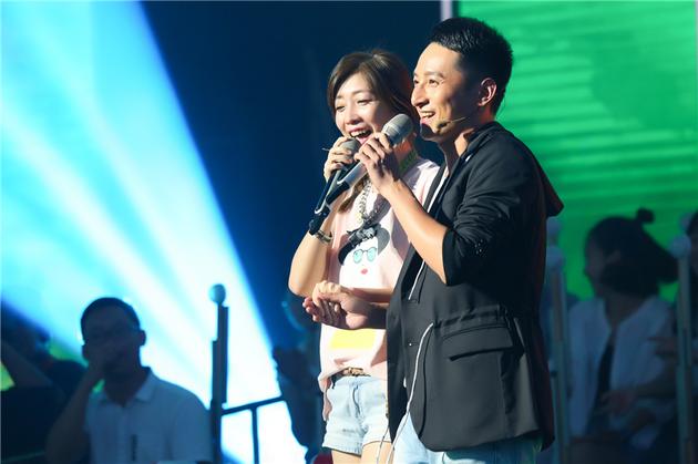 李维嘉和黄嘉千